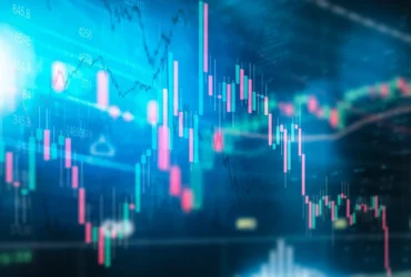 FundedNext vs The5ers vs E8 Funding: UAE Traders Guide 2026