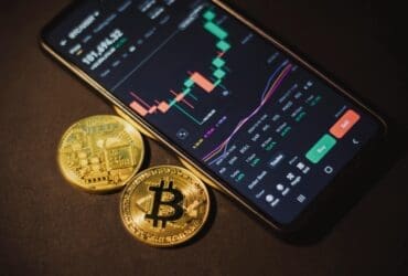 10 Best Crypto Apps for iPhone: Top 2026 Picks For Traders
